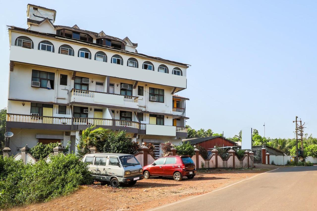 Spot On 37412 Hotel Priti International Mapusa Exteriör bild